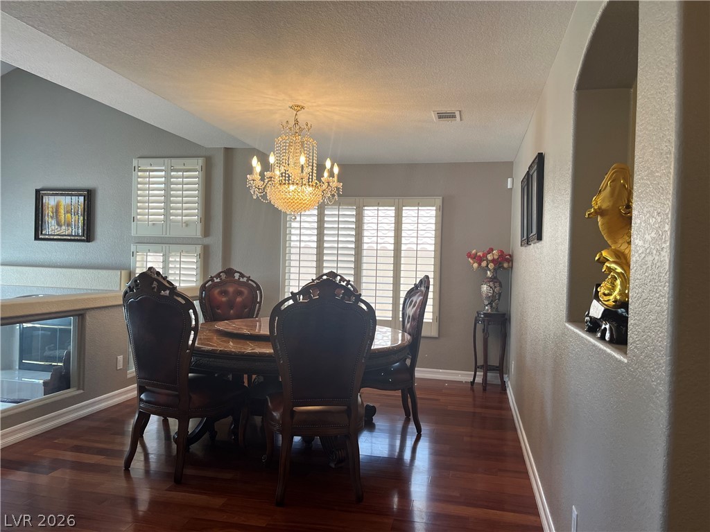 3755 Emerald Bay Circle Property Photo 10
