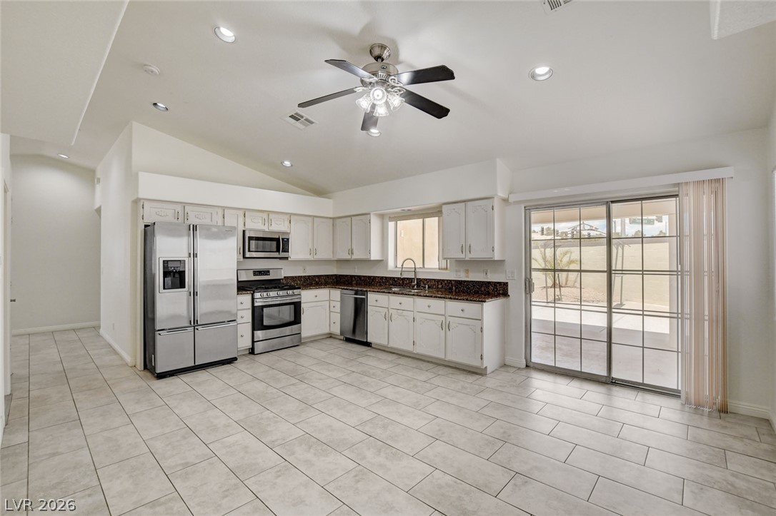 7330 Clearwater Circle Property Photo 3