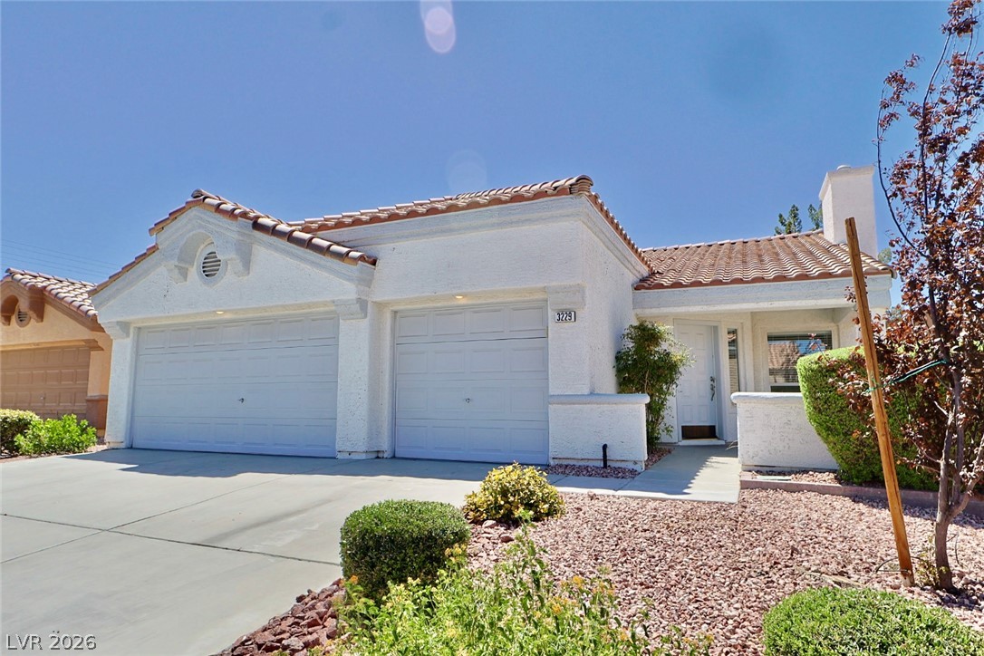 3229 Indian Moon Drive Property Photo 2