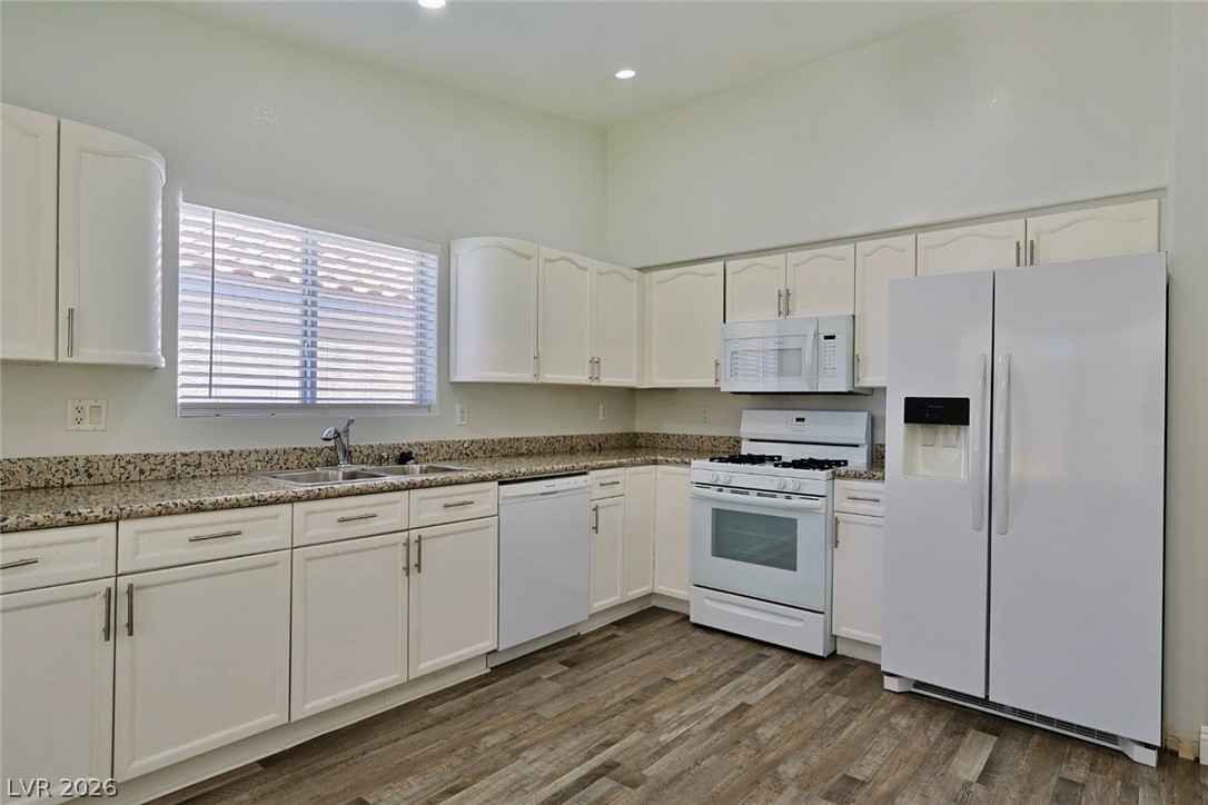 3229 Indian Moon Drive Property Photo 10