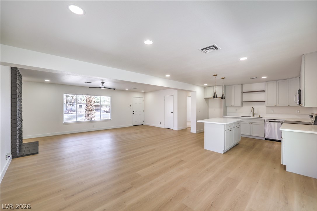 5913 Alta Drive Property Photo 6
