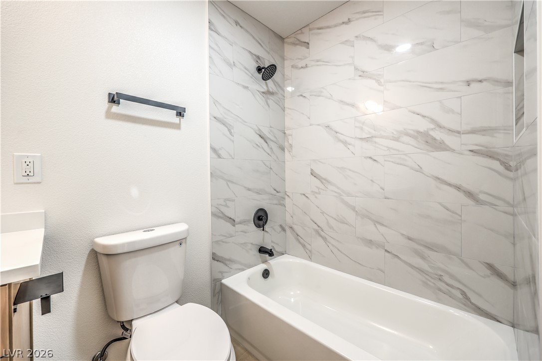 5913 Alta Drive Property Photo 12