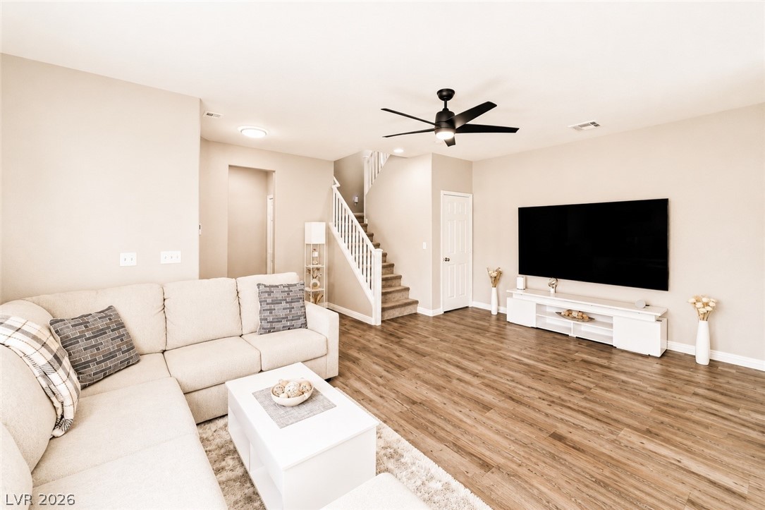 7940 Violet Dawn Street Property Photo 1