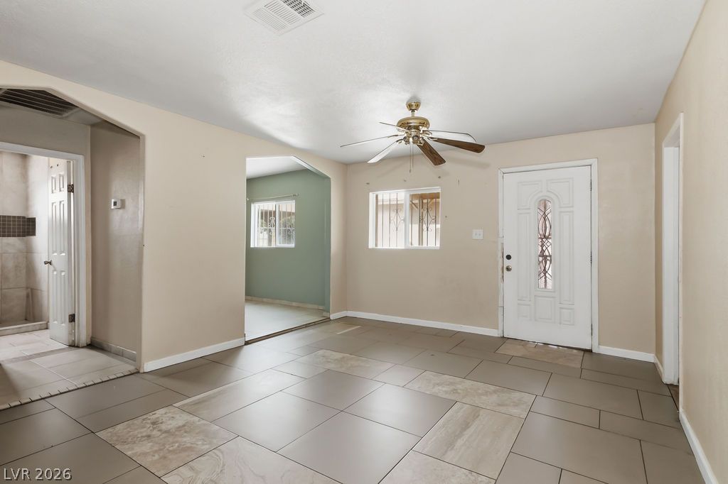 1830 Princeton Street Property Photo 5