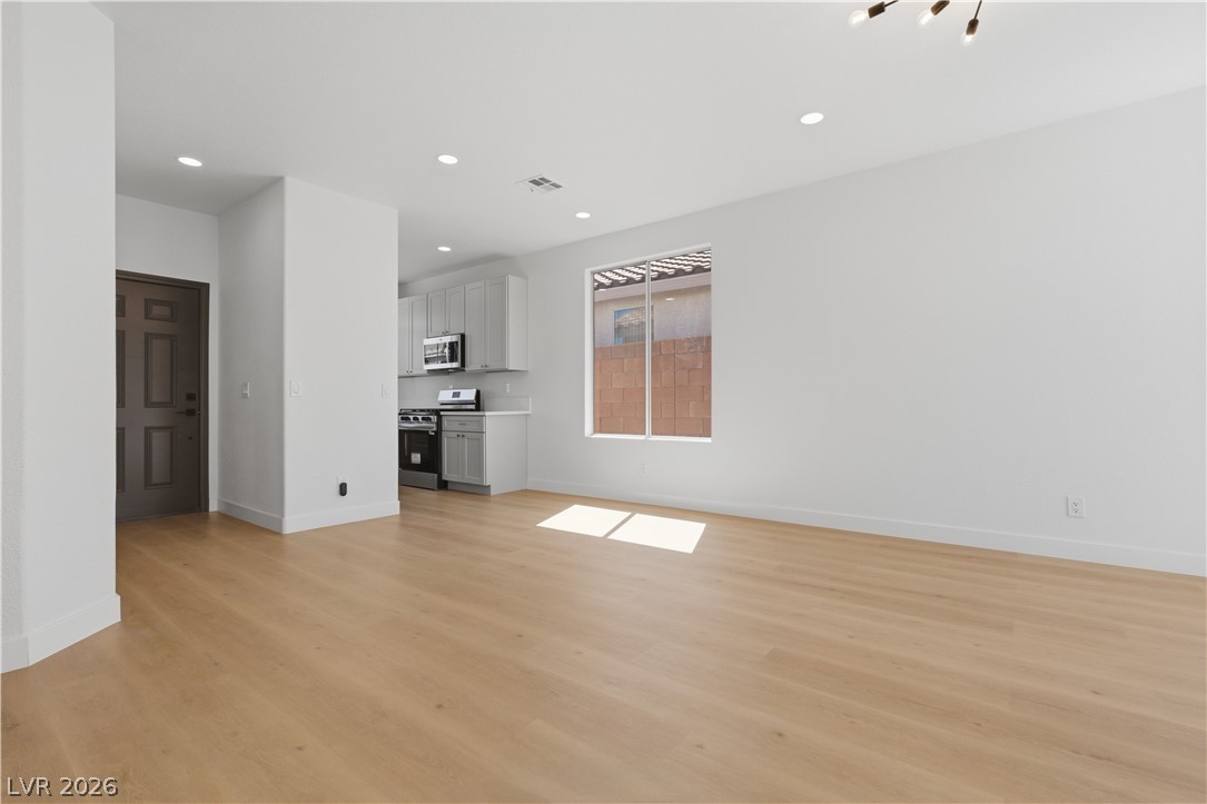 1408 Hometown Avenue Property Photo 9