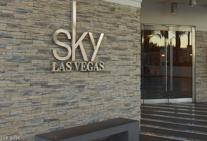 2700 Las Vegas Boulevard 3211 Property Photo 1