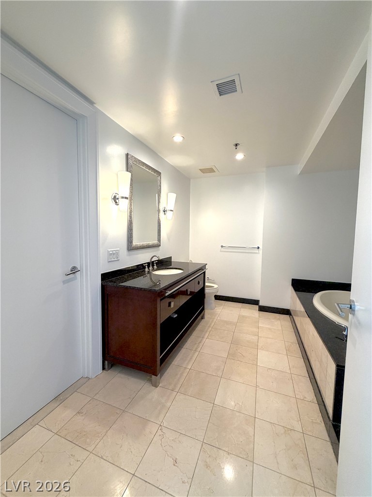 2700 Las Vegas Boulevard 3211 Property Photo 14