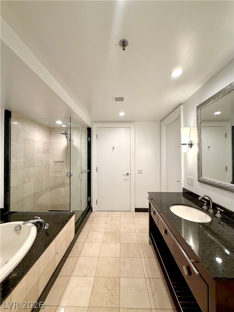 2700 Las Vegas Boulevard 3211 Property Photo 16
