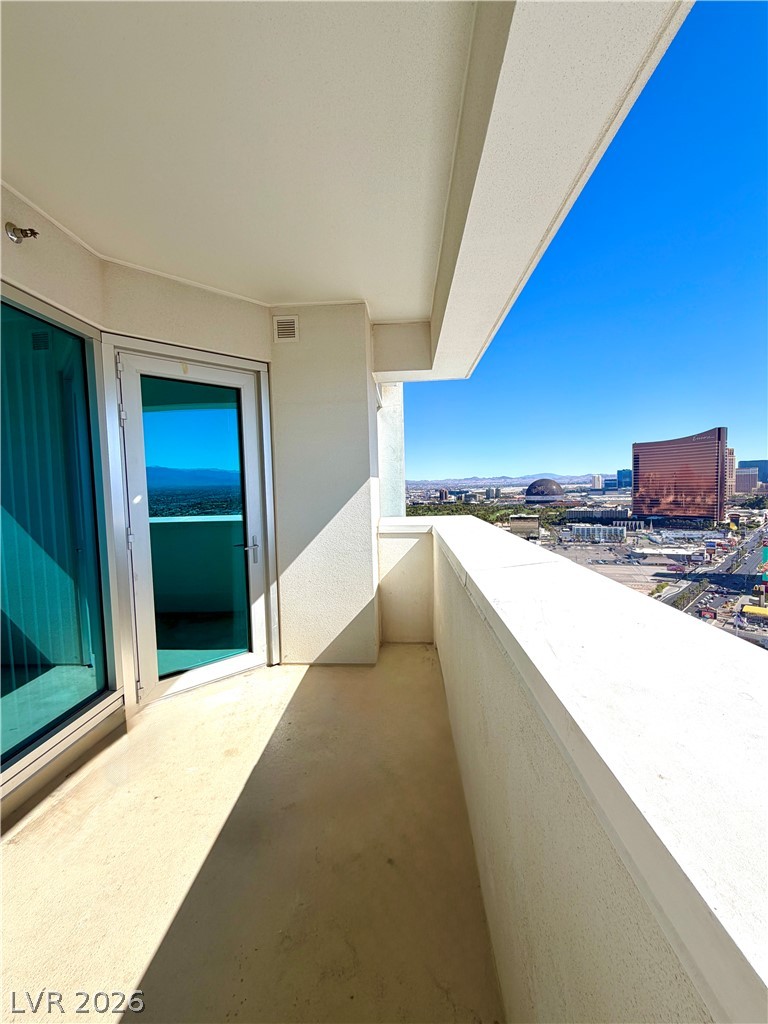 2700 Las Vegas Boulevard 3211 Property Photo 19