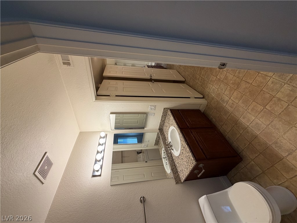 6800 Lake Mead Boulevard 2038 Property Photo 17