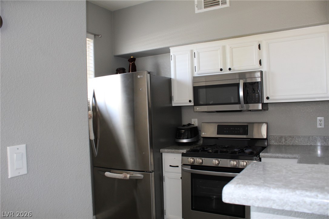 9050 West Warm Springs Road 1018 Property Photo 7