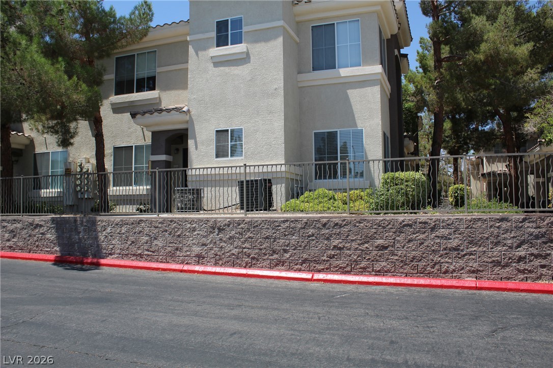 9050 West Warm Springs Road 1018 Property Photo 33