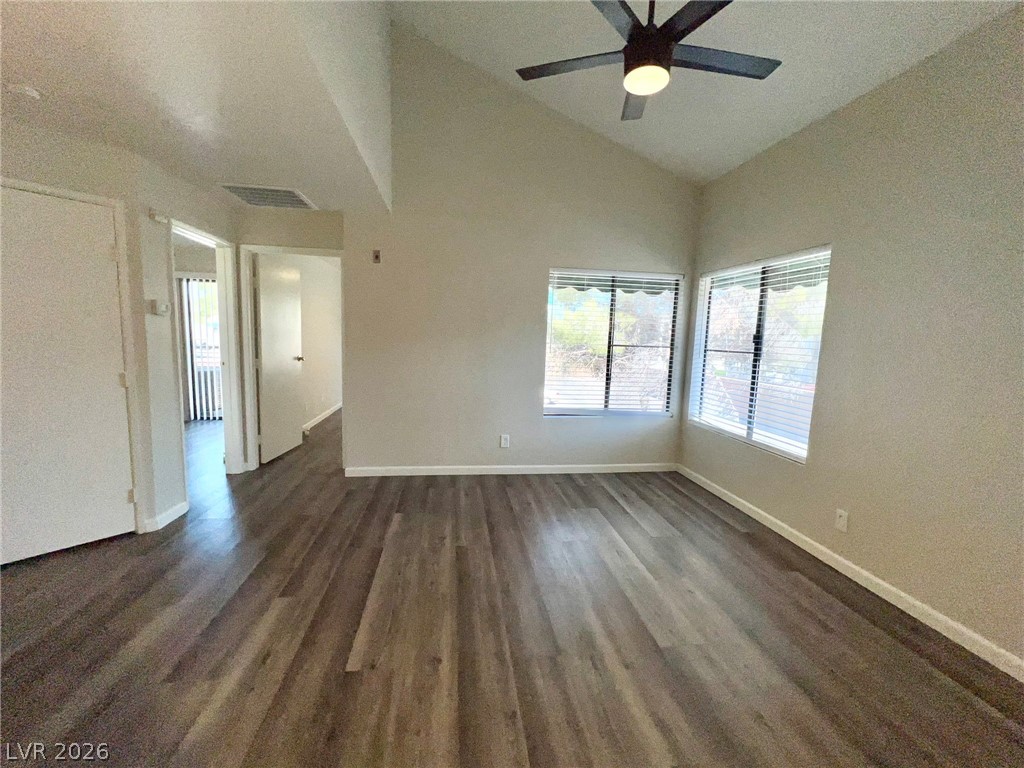 480 Elm Drive 206 Property Photo 4