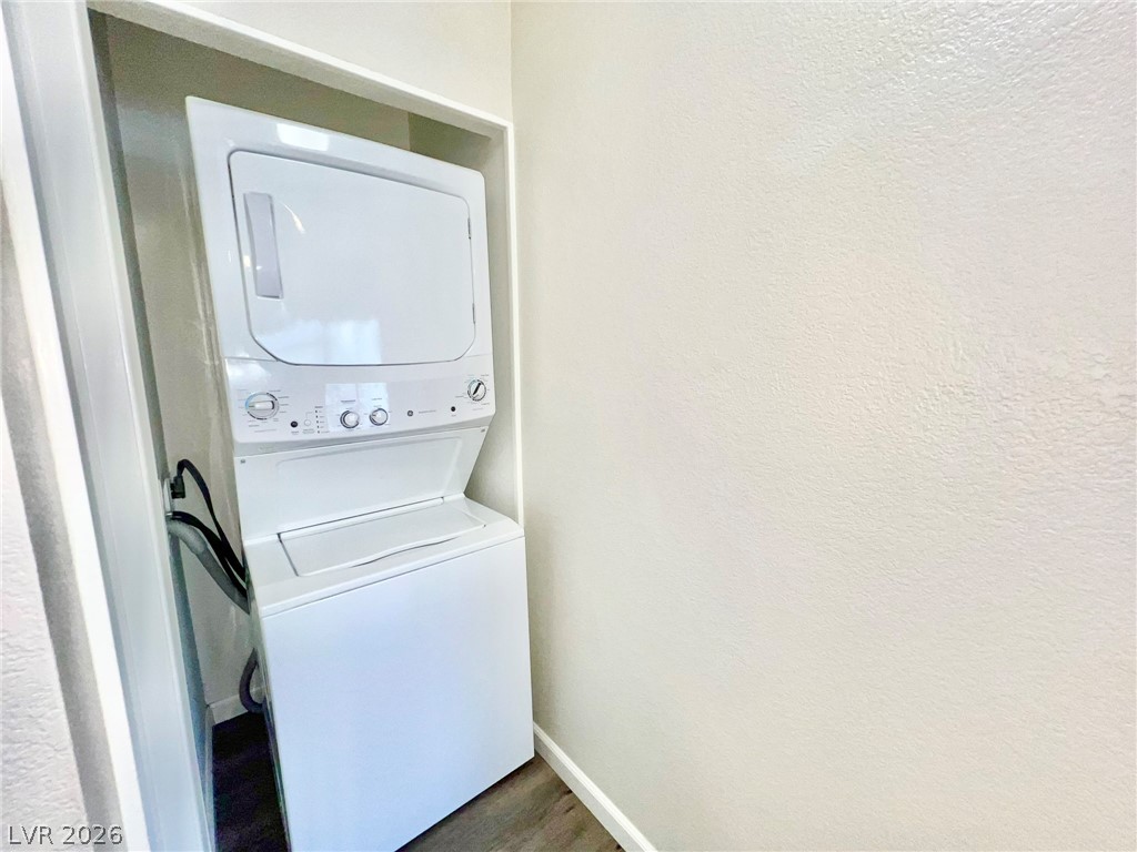 480 Elm Drive 206 Property Photo 10