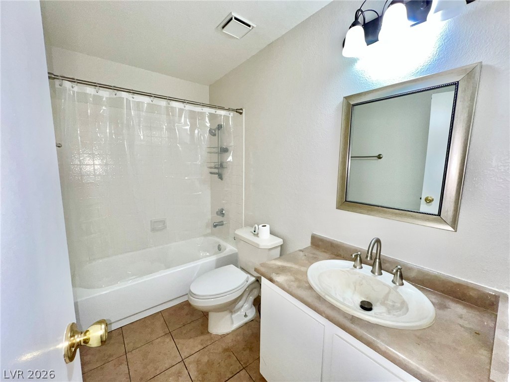 480 Elm Drive 206 Property Photo 11