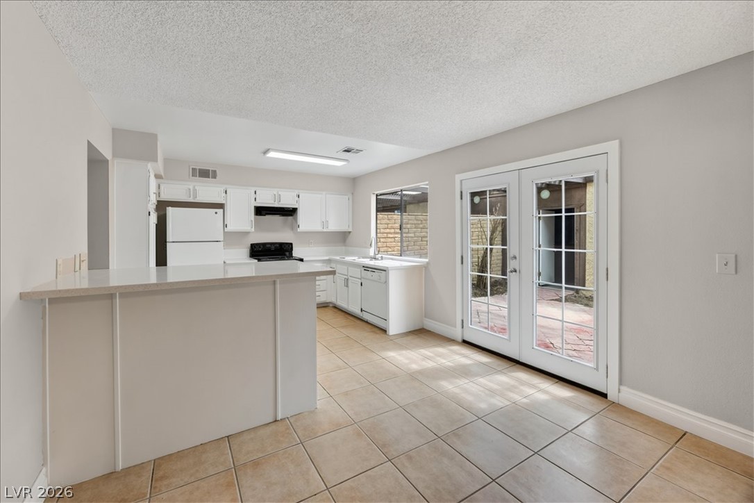 4669 Kelly Barry Way Property Photo 11