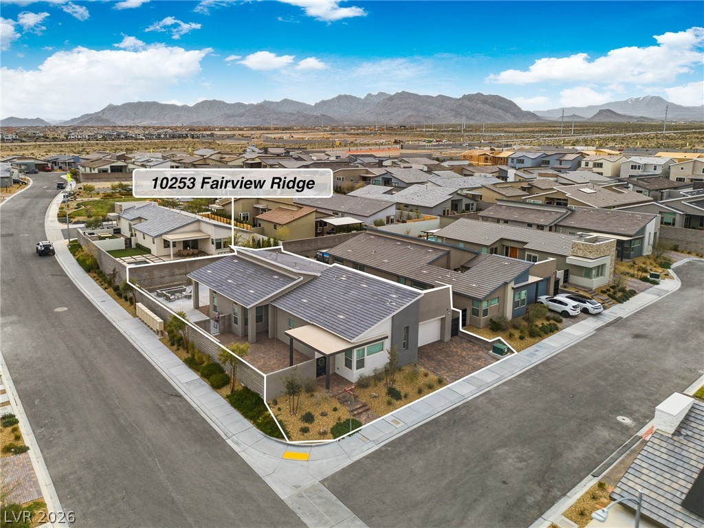 10253 Fairview Ridge Court Property Photo 4