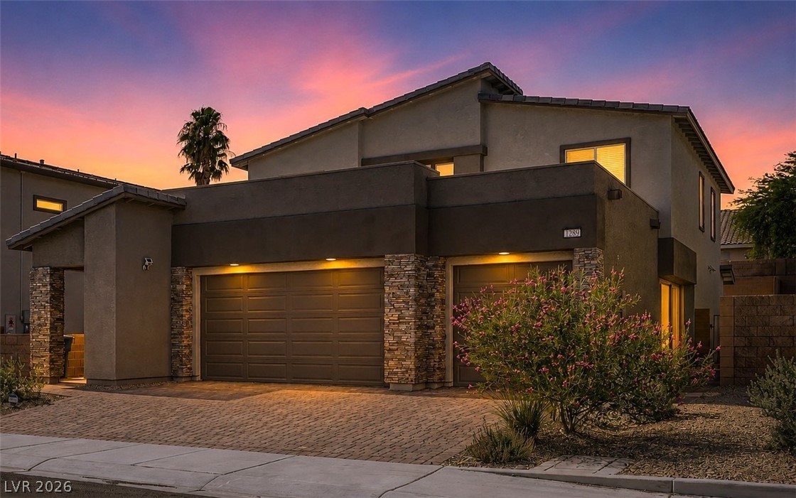 1289 Valencia Cliffs Avenue Property Photo 1