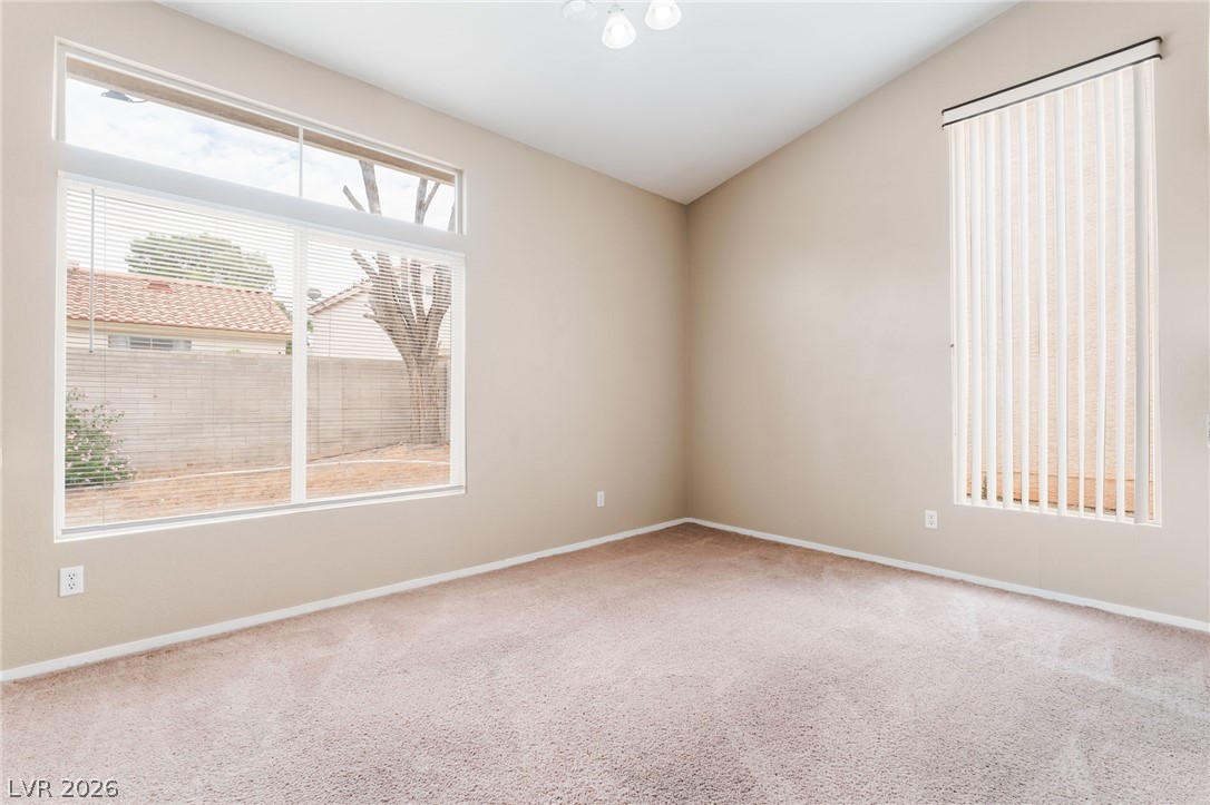 8725 Autumn Valley Avenue Property Photo 16