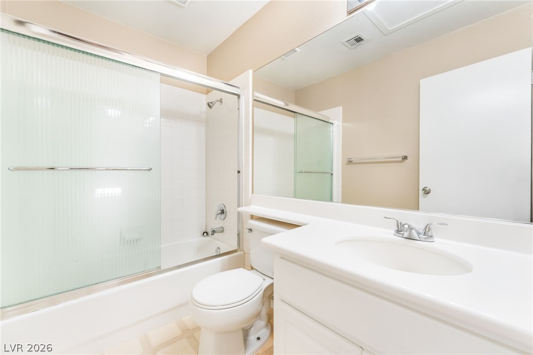 8725 Autumn Valley Avenue Property Photo 26