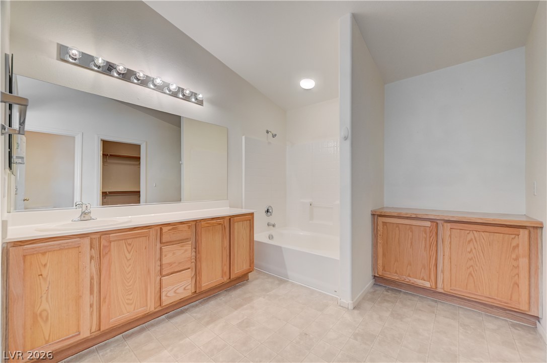 3733 Gallowtree Avenue Property Photo 12