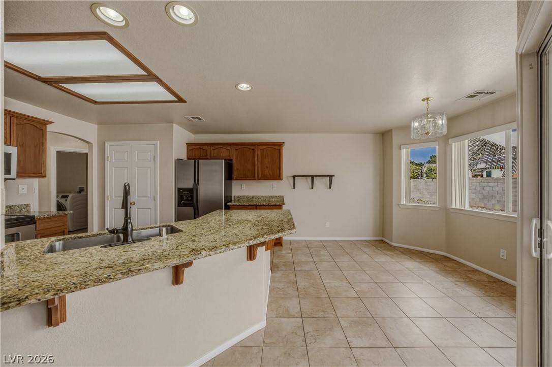 1931 South Chablis Property Photo 3