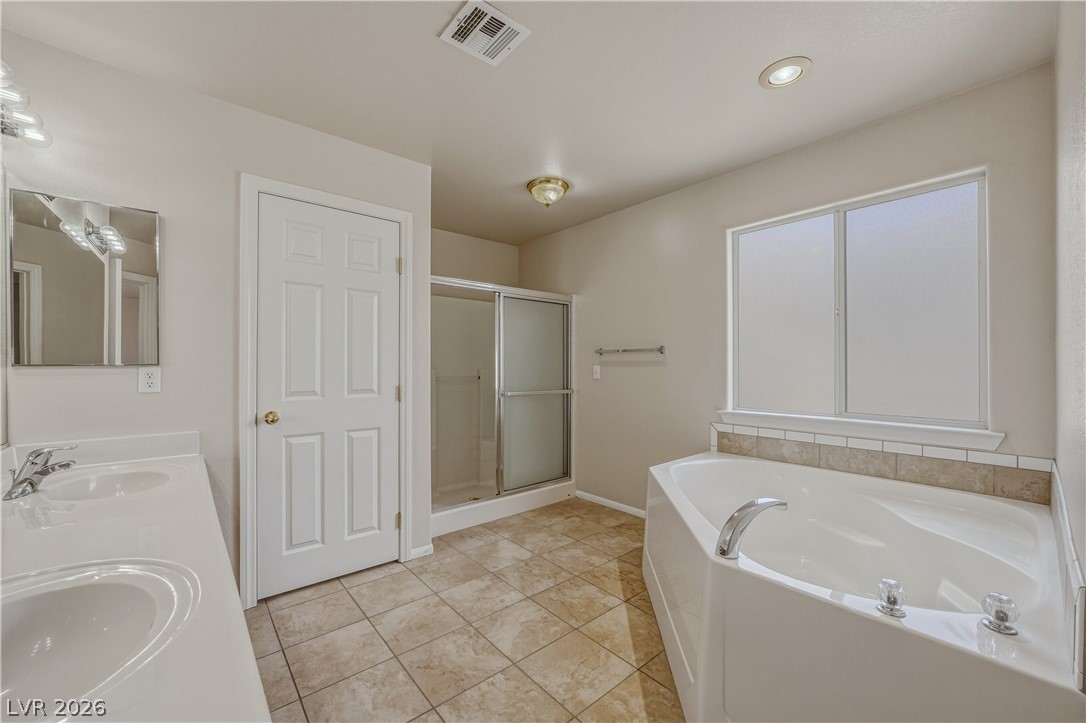 1931 South Chablis Property Photo 5