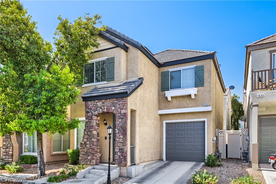 1643 Bamboo Rain Avenue Property Photo 3