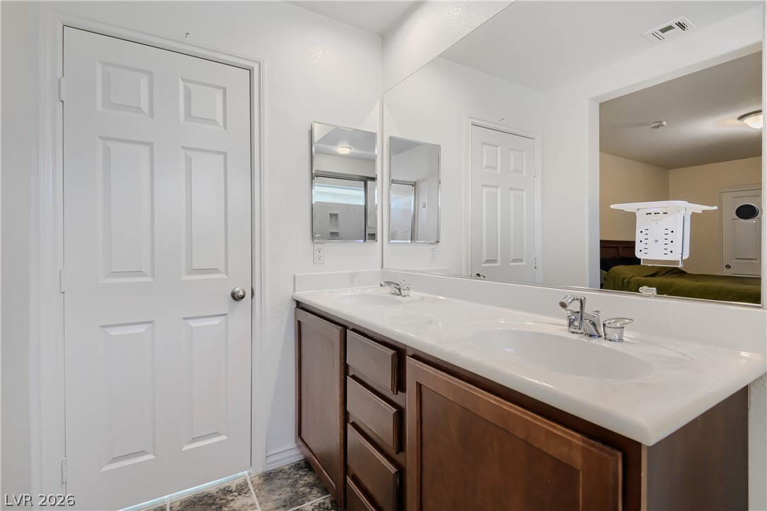 1643 Bamboo Rain Avenue Property Photo 17