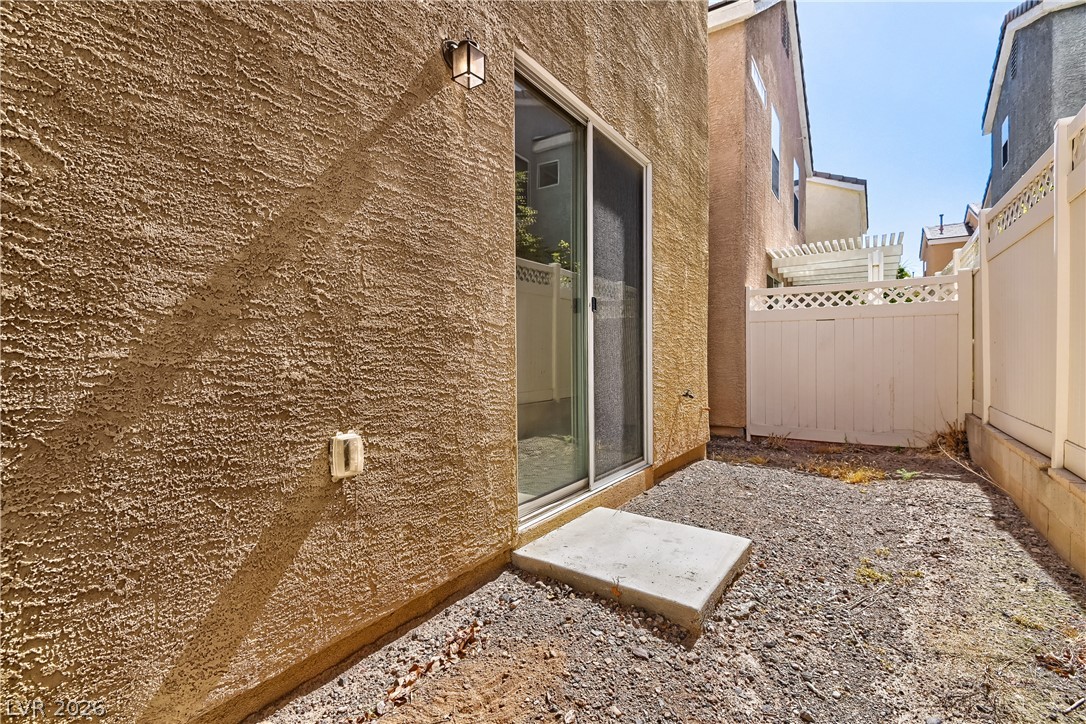 1643 Bamboo Rain Avenue Property Photo 28