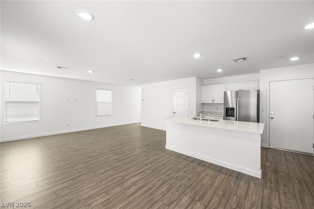 107 Scarhill Track Avenue Property Photo 4