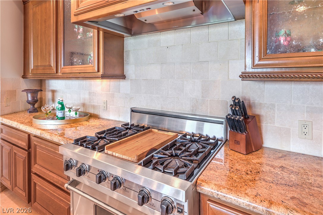 9101 Alta Drive 12 Property Photo 6