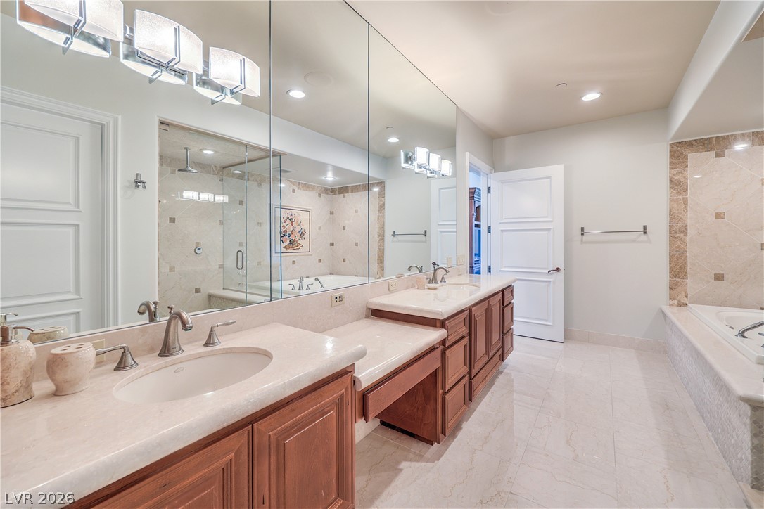 9101 Alta Drive 12 Property Photo 19