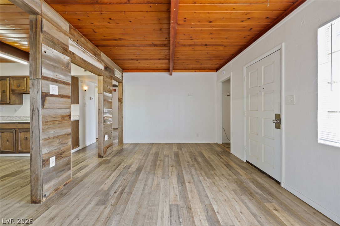 421 Stanford Street Property Photo 16