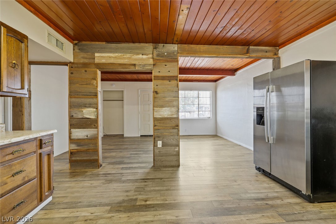421 Stanford Street Property Photo 25