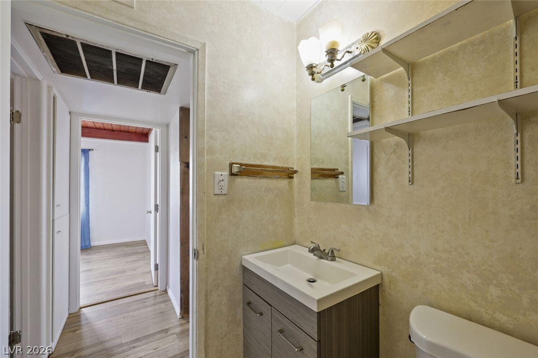 421 Stanford Street Property Photo 37