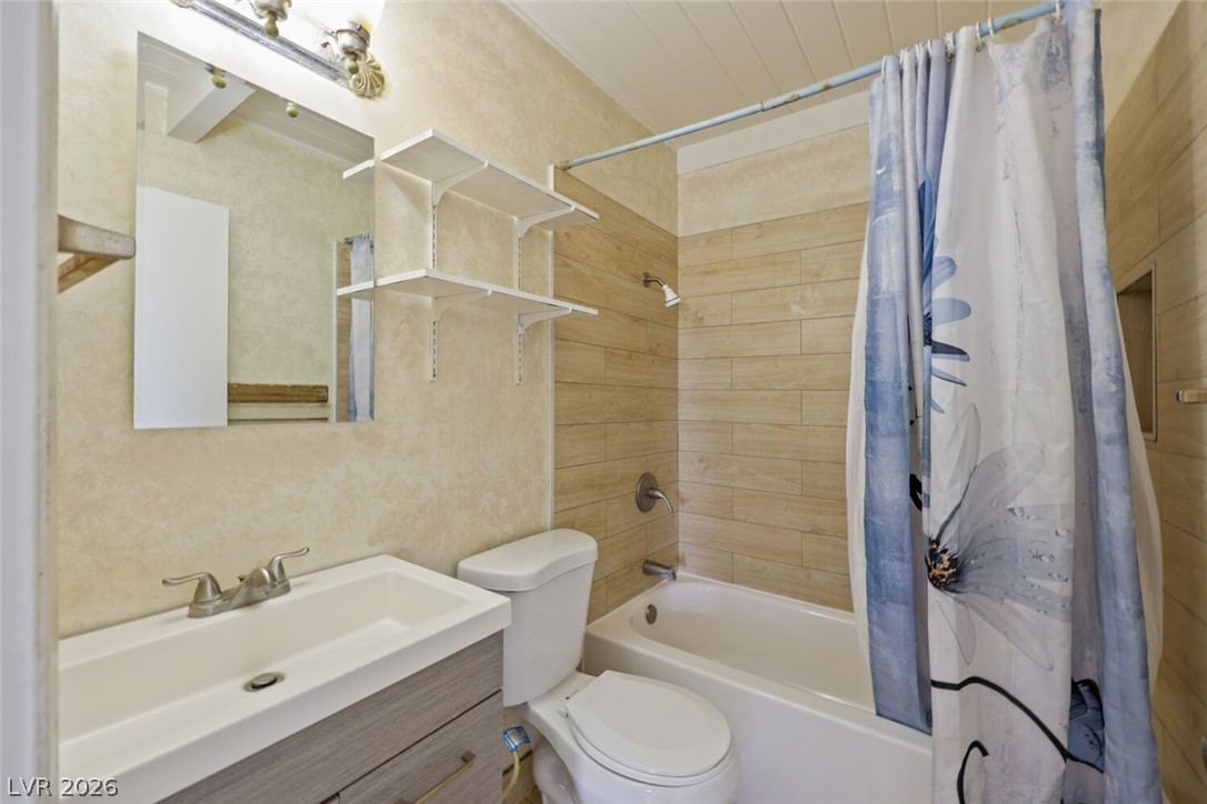 421 Stanford Street Property Photo 38