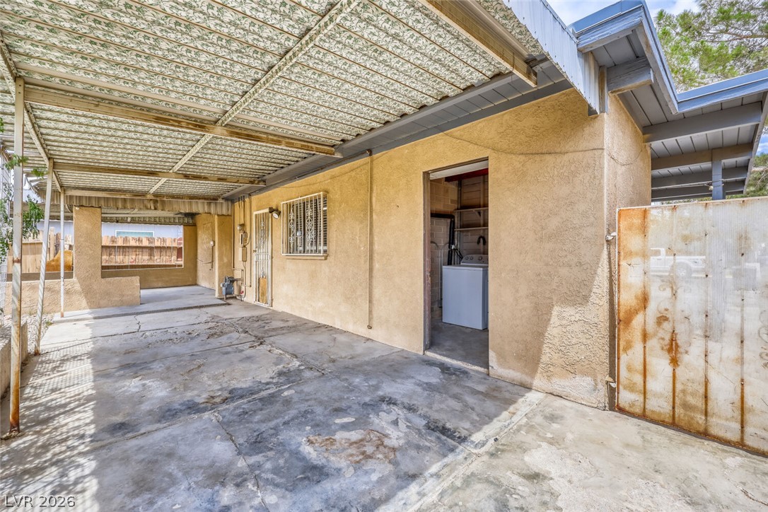 421 Stanford Street Property Photo 39