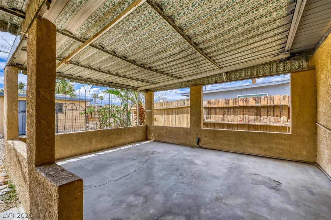 421 Stanford Street Property Photo 44
