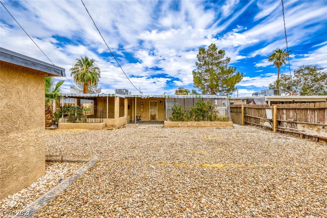 421 Stanford Street Property Photo 48