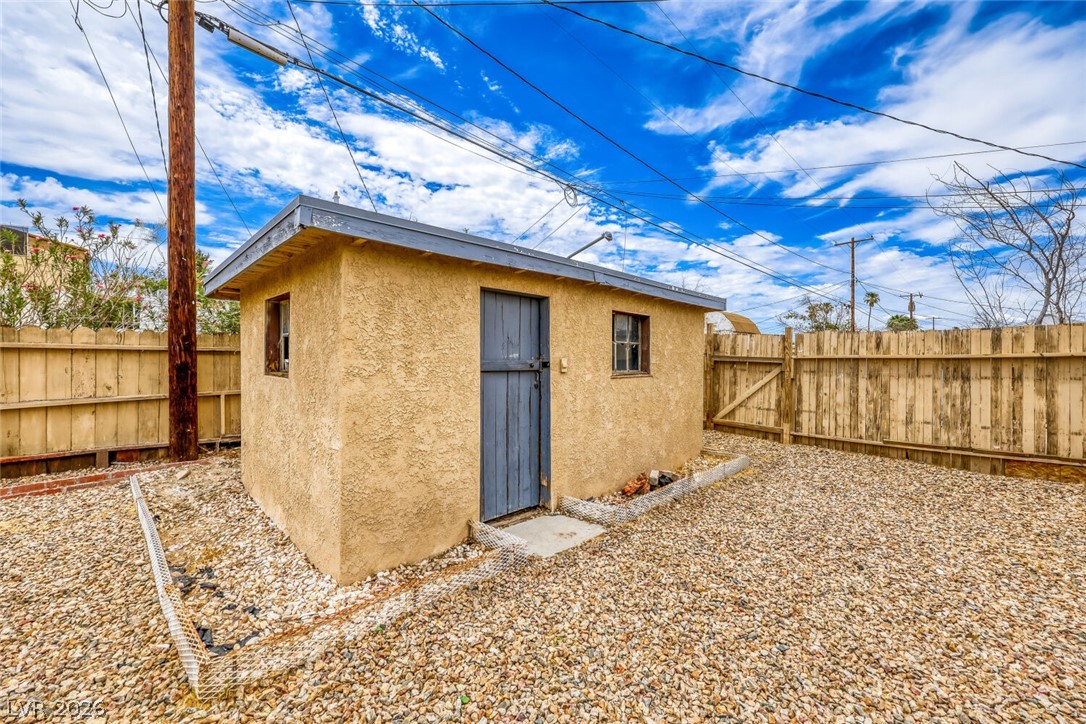 421 Stanford Street Property Photo 51