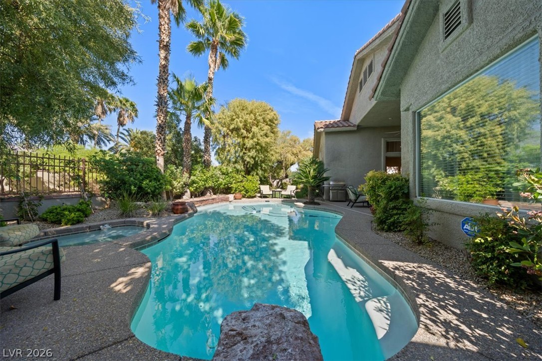 10000 Charlemont Drive Property Photo 16