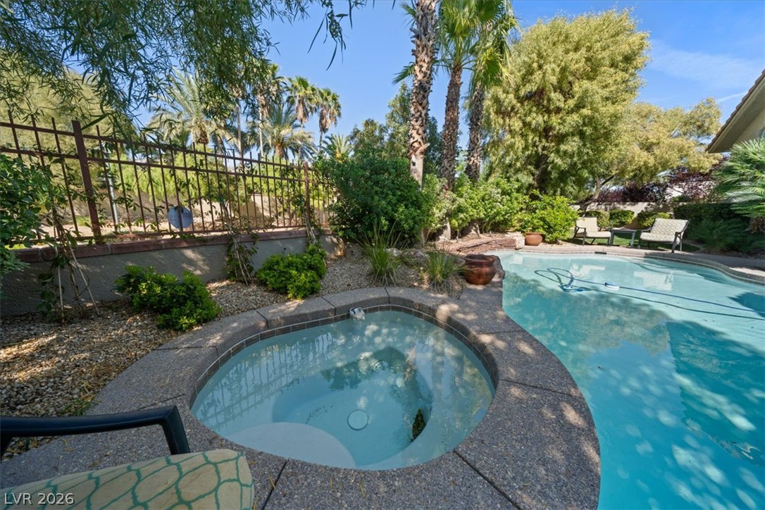 10000 Charlemont Drive Property Photo 17