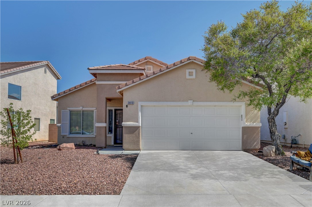 3813 Magenta Hills Drive Property Photo 1