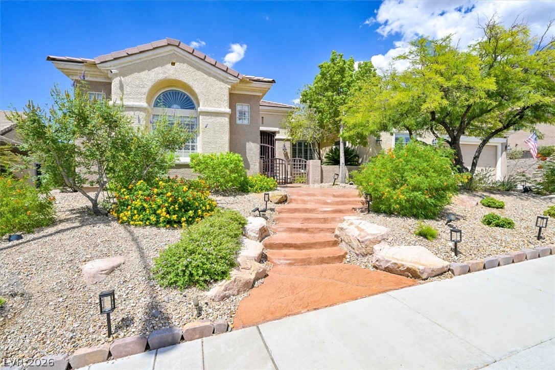 2808 Foxtail Creek Avenue Property Photo 3