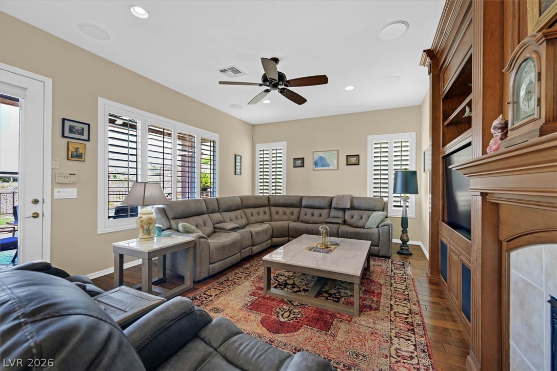 2808 Foxtail Creek Avenue Property Photo 46
