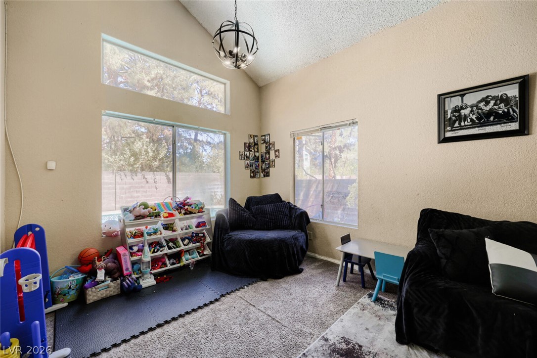 401 Crater Court Property Photo 28