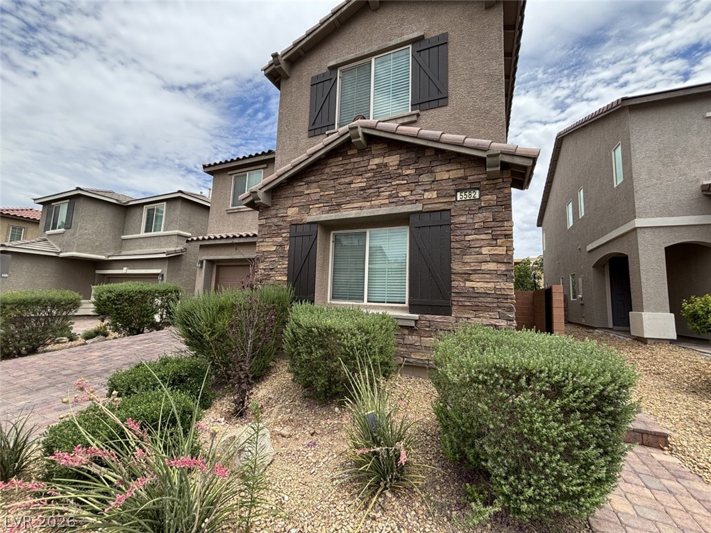 5582 Sancho Throne Road Property Photo 3