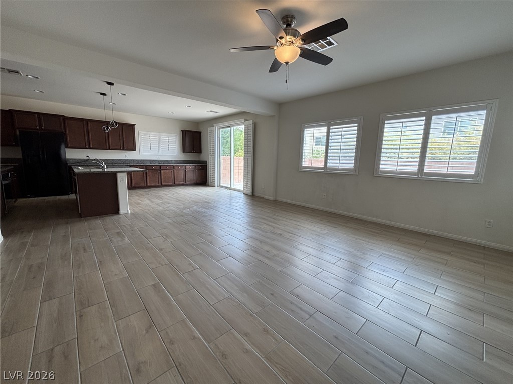 5582 Sancho Throne Road Property Photo 8