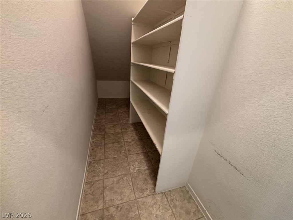 5582 Sancho Throne Road Property Photo 18